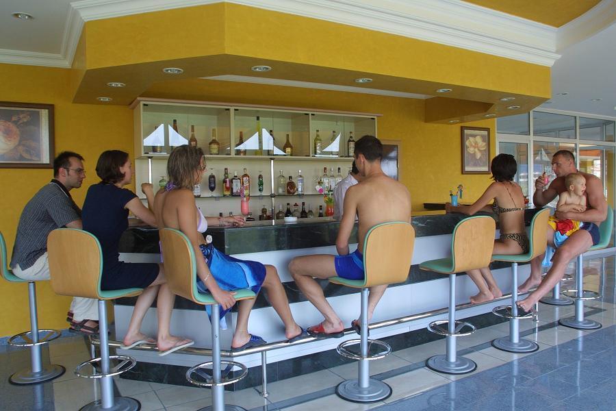 Ares Hotel Mahmutlar Bagian luar foto